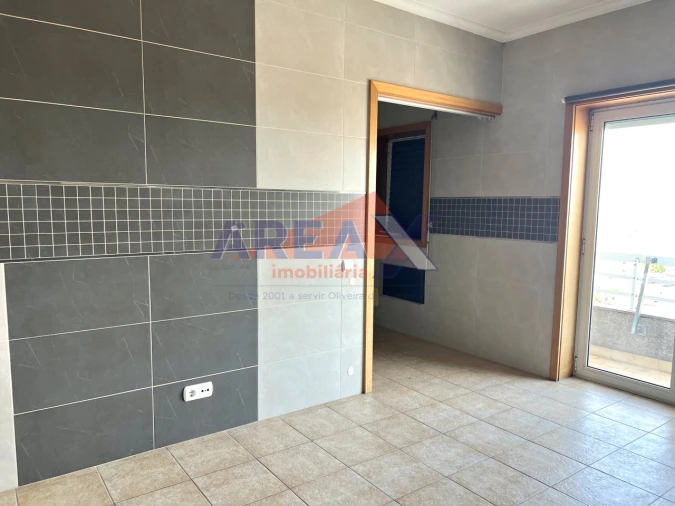 Apartamento T2 para Venda em O. Azeméis, Riba-Ul, Ul, Macinhata Seixa, Madail Foto 8