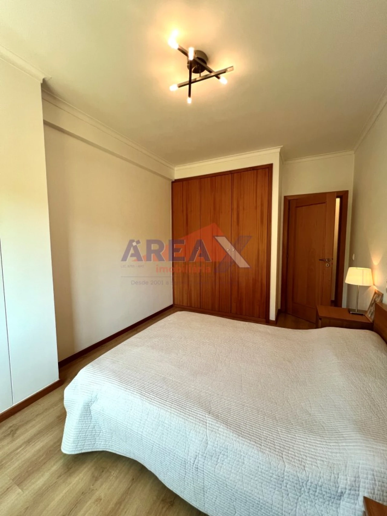 Apartamento T2 para Venda em São João da Madeira Foto 21