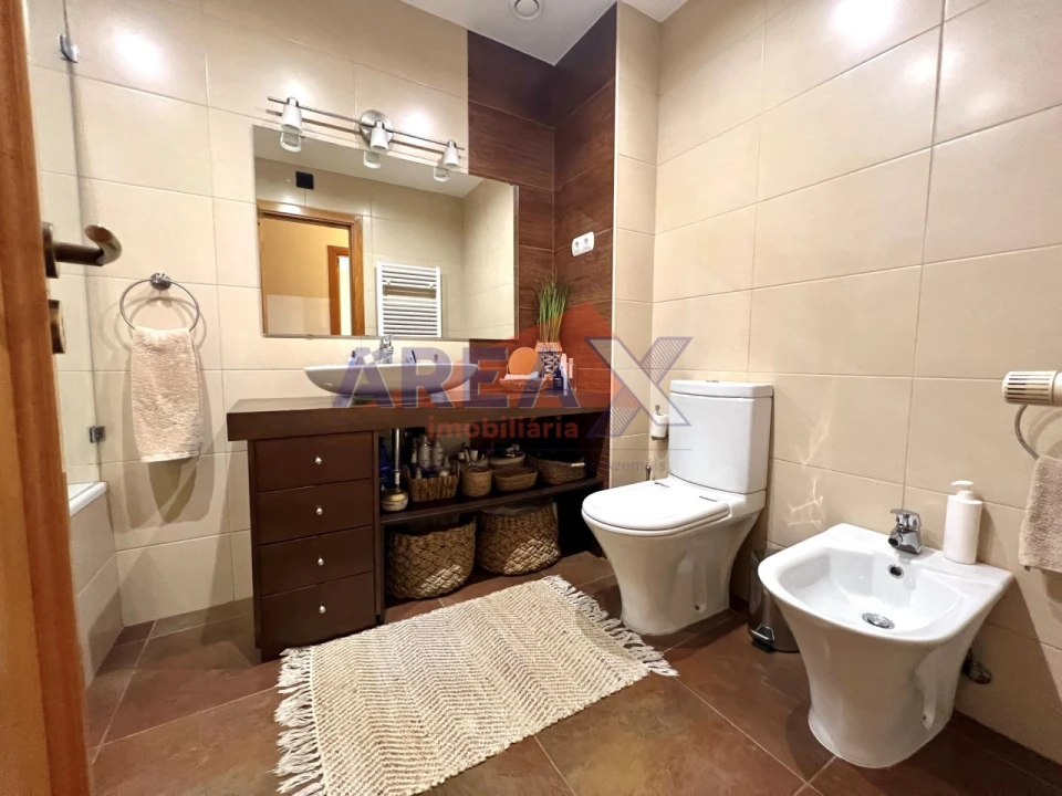 Apartamento T2 para Venda em São João da Madeira Foto 24