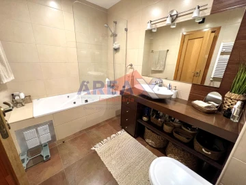 Apartamento T2 para Venda em São João da Madeira