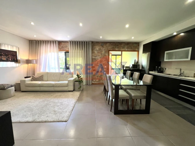 Apartamento T2 para Venda em São João da Madeira Foto 7