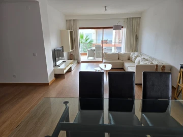 Apartamento T3 para Arrendamento em Portimão
