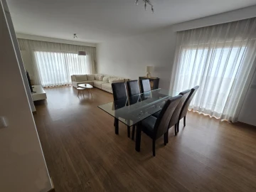 Apartamento T3 para Arrendamento em Portimão