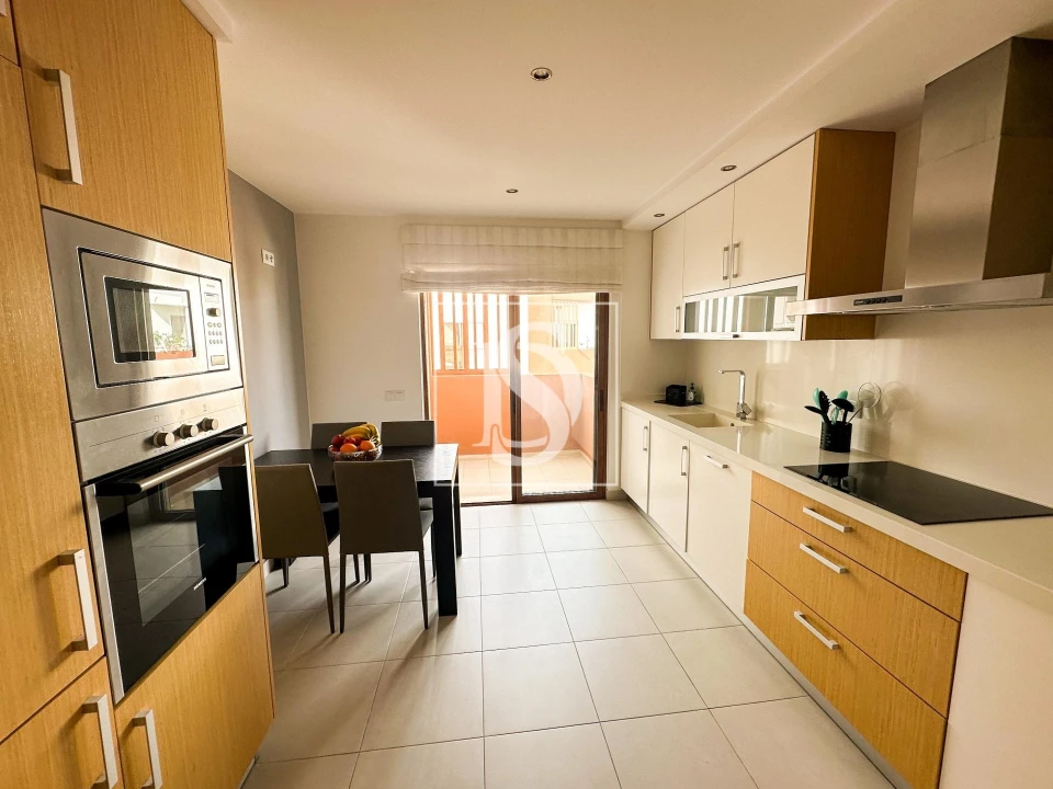Apartamento T3 para Arrendamento em Portimão Foto 20
