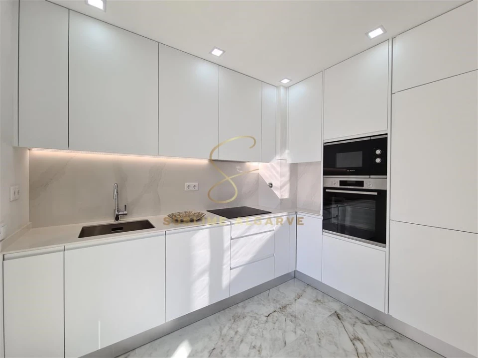 Apartamento T2 para Venda em Lagos (São Sebastião e Santa Maria) Foto 9