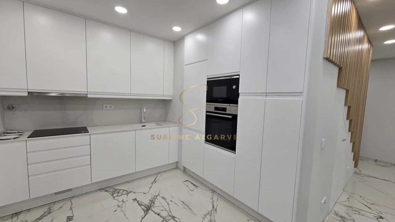 Apartamento T4 para Venda em Lagos (São Sebastião e Santa Maria) Foto 6