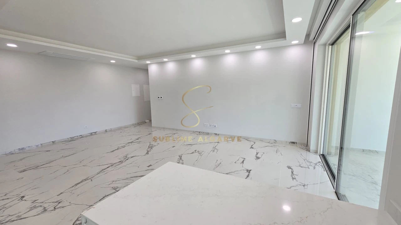 Apartamento T4 para Venda em Lagos (São Sebastião e Santa Maria) Foto 16