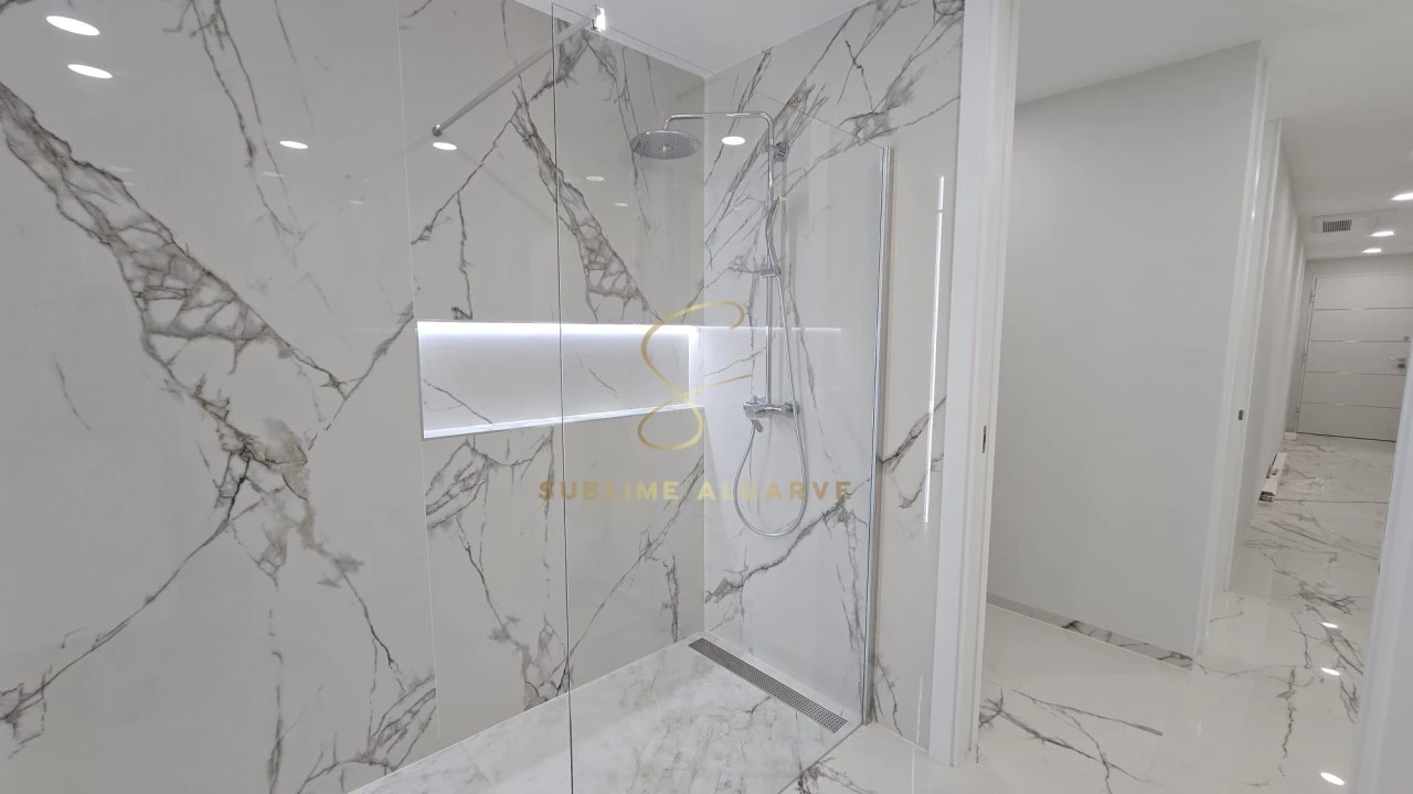 Apartamento T4 para Venda em Lagos (São Sebastião e Santa Maria) Foto 22