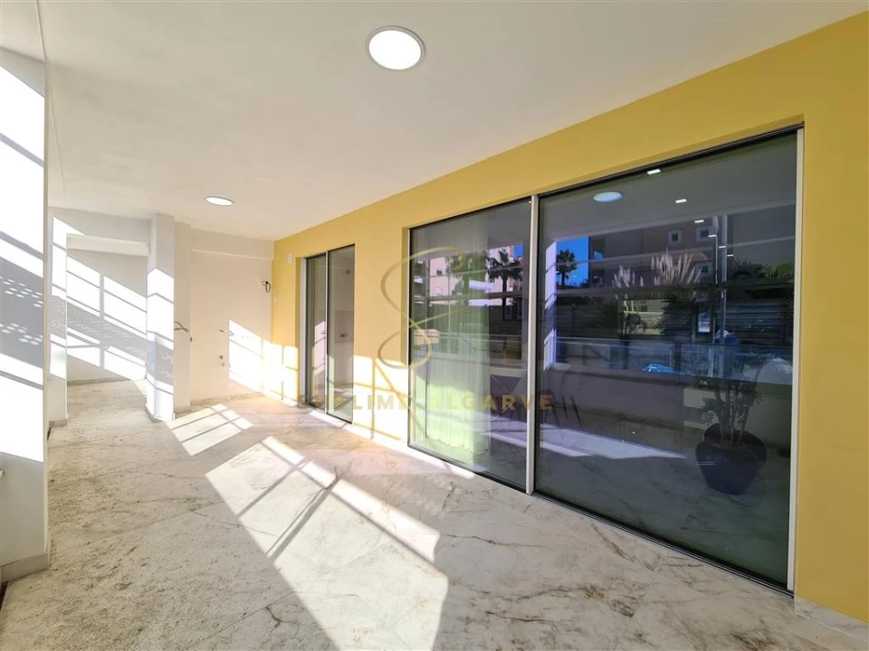 Apartamento T2 para Venda em Lagos (São Sebastião e Santa Maria) Foto 1