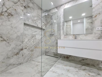 Apartamento T2 para Venda em Lagos (São Sebastião e Santa Maria)