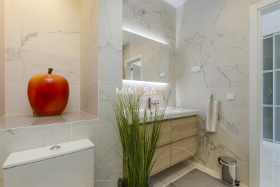 Apartamento T3 para Venda em Lagos (São Sebastião e Santa Maria)
