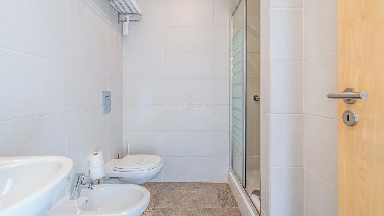 Apartamento T2 para Venda em Mexilhoeira Grande Foto 17