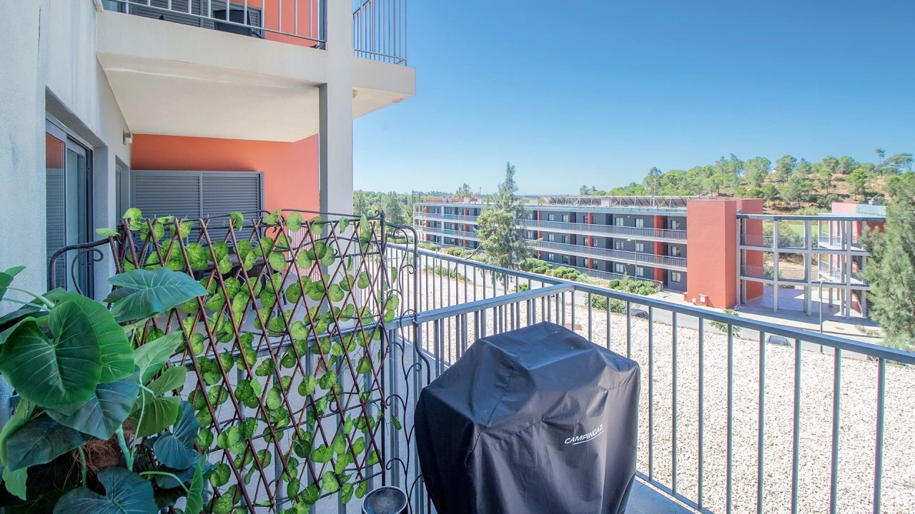 Apartamento T2 para Venda em Mexilhoeira Grande Foto 6