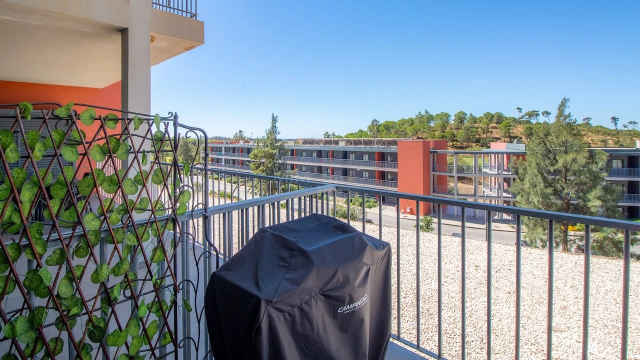 Apartamento T2 para Venda em Mexilhoeira Grande Foto 19