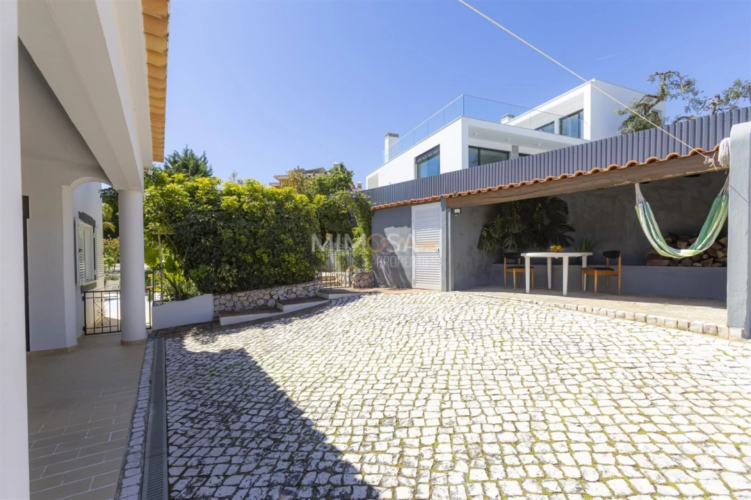 Moradia T7 para Venda em Portimão Foto 7