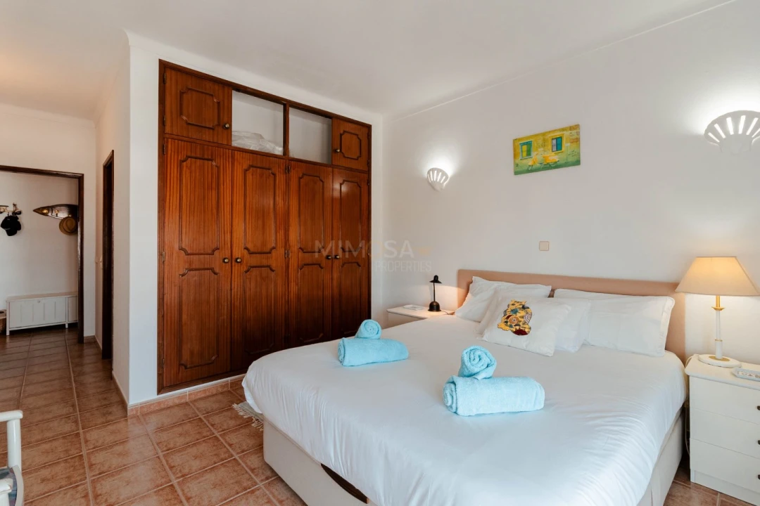 Apartamento T2 para Venda em Lagos (São Sebastião e Santa Maria) Foto 12