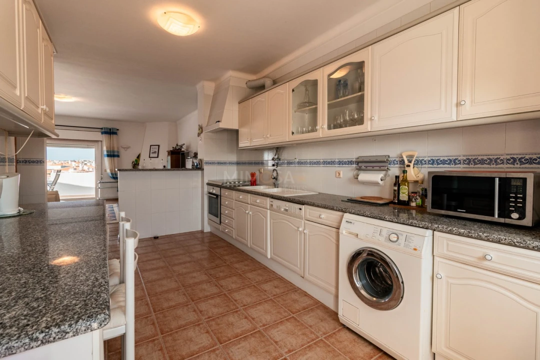 Apartamento T2 para Venda em Lagos (São Sebastião e Santa Maria) Foto 9