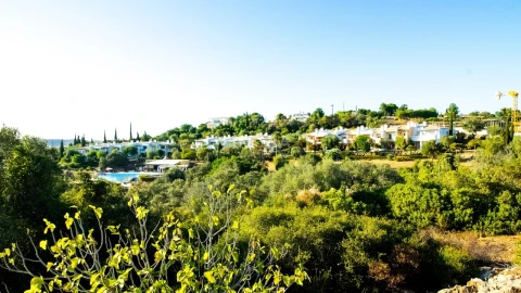 Moradia T3 para Arrendamento em Mexilhoeira Grande