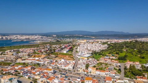 Terreno para Venda em Lagoa e Carvoeiro