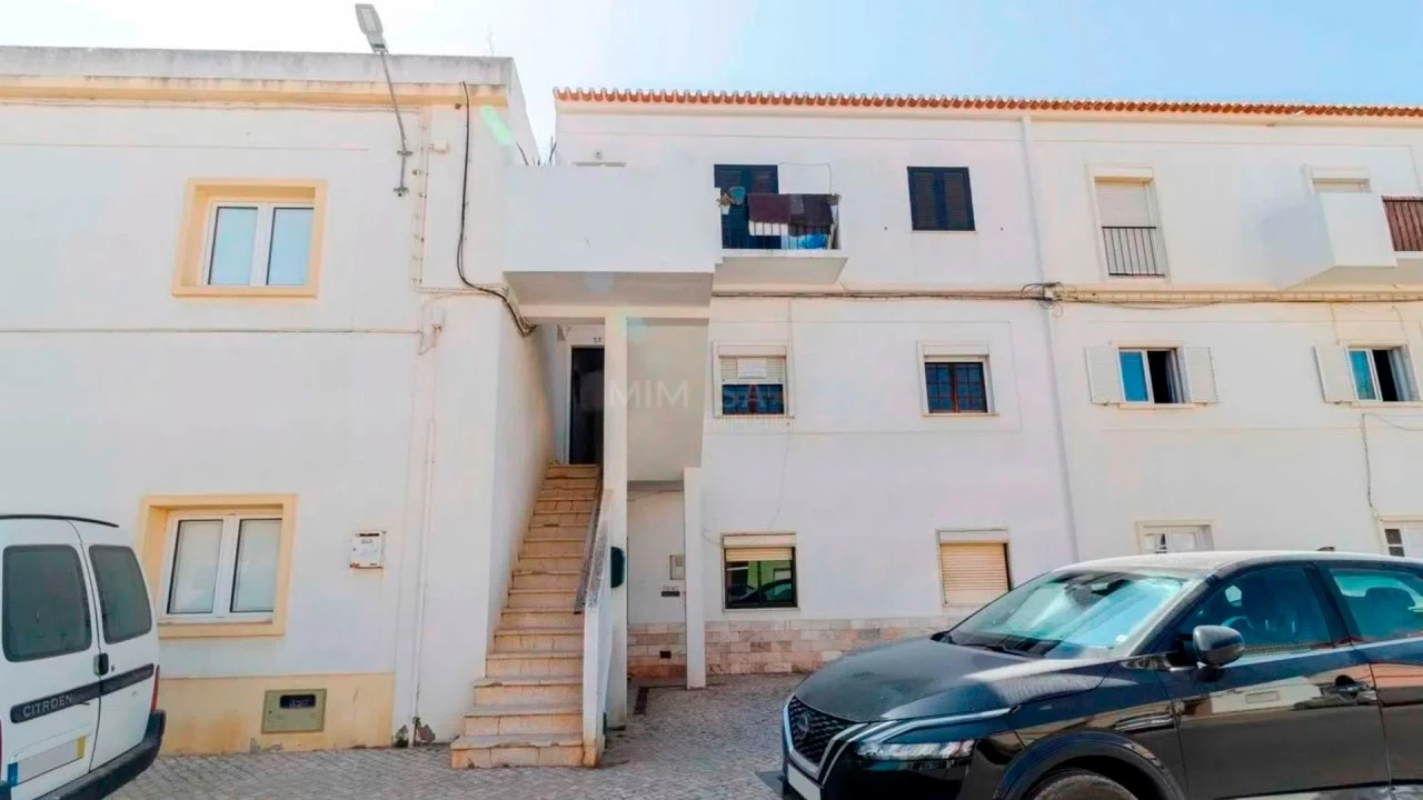Apartamento T2 para Venda em Lagos (São Sebastião e Santa Maria) Foto 1