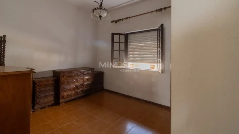 Apartamento T2 para Venda em Lagos (São Sebastião e Santa Maria)