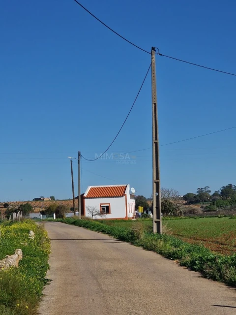 Moradia T1 para Venda em Odiaxere