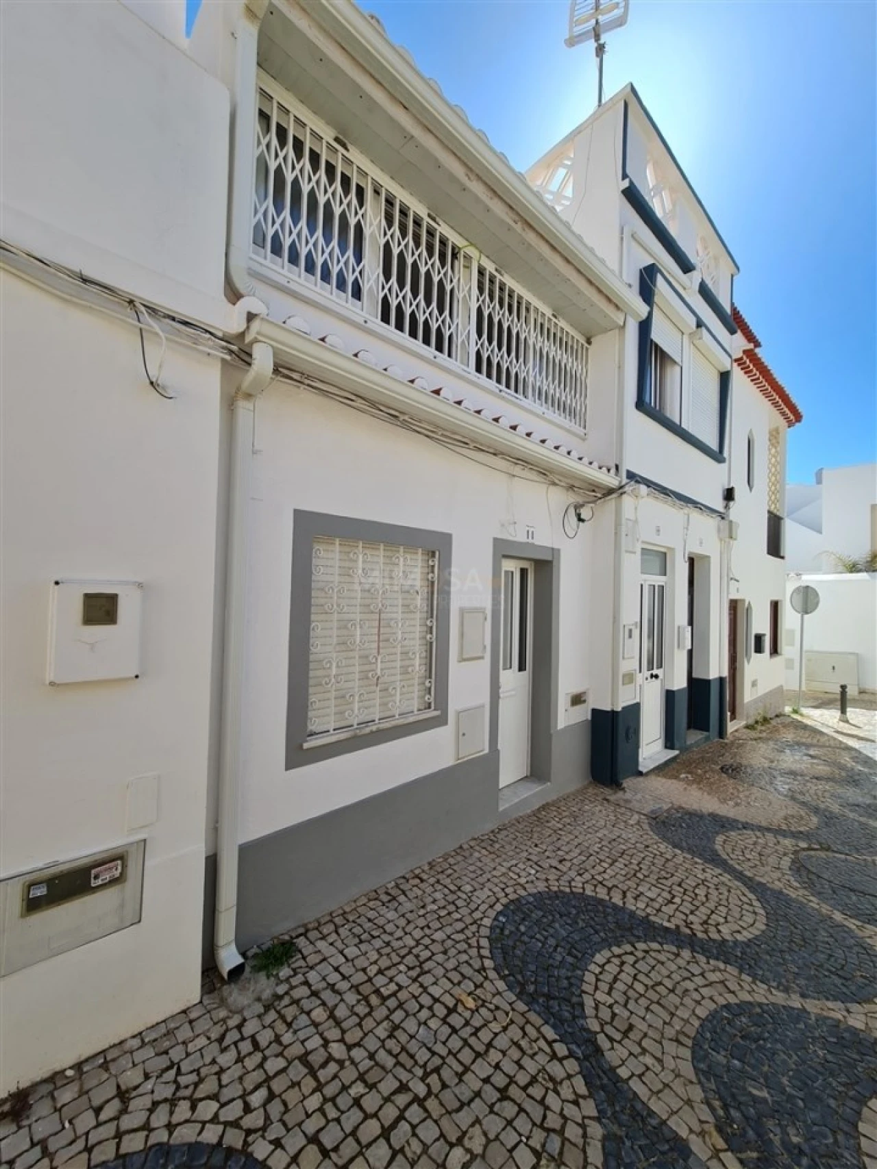 Moradia T2 para Venda em Lagos (São Sebastião e Santa Maria) Foto 1