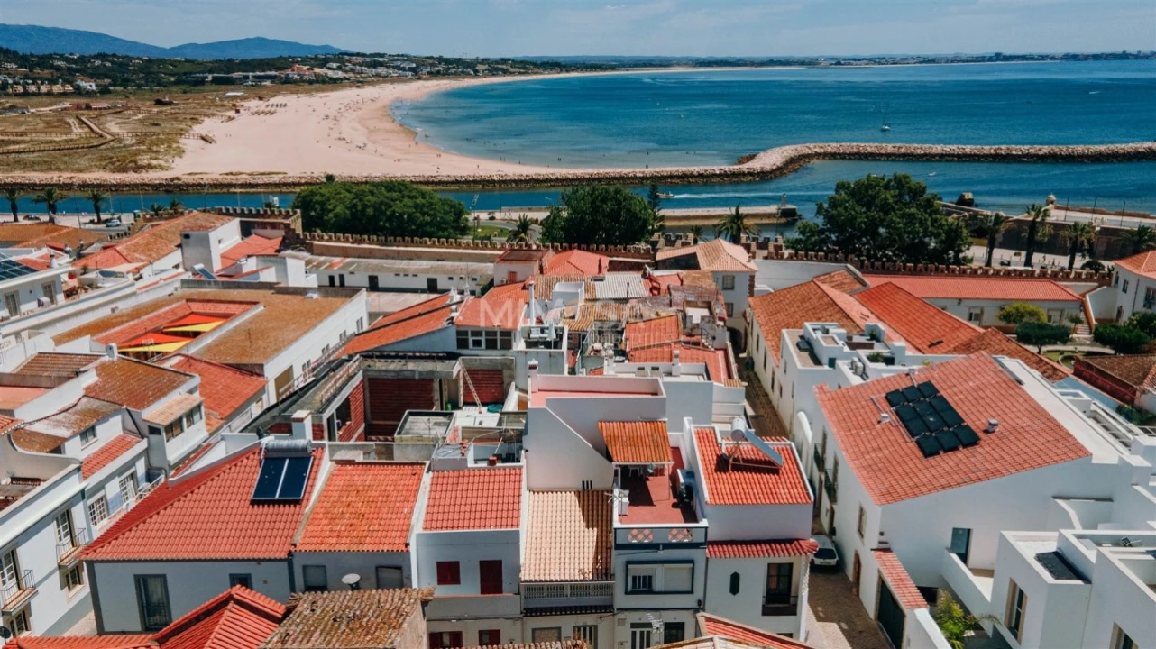 Moradia T2 para Venda em Lagos (São Sebastião e Santa Maria) Foto 9