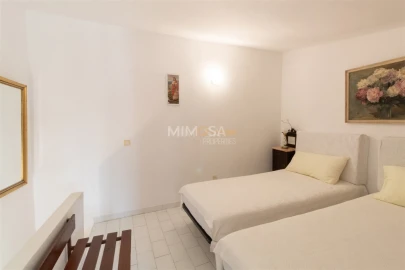 Moradia T2 para Venda em Lagos (São Sebastião e Santa Maria)