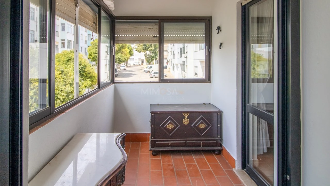 Apartamento T2 para Arrendamento em Lagos (São Sebastião e Santa Maria) Foto 9
