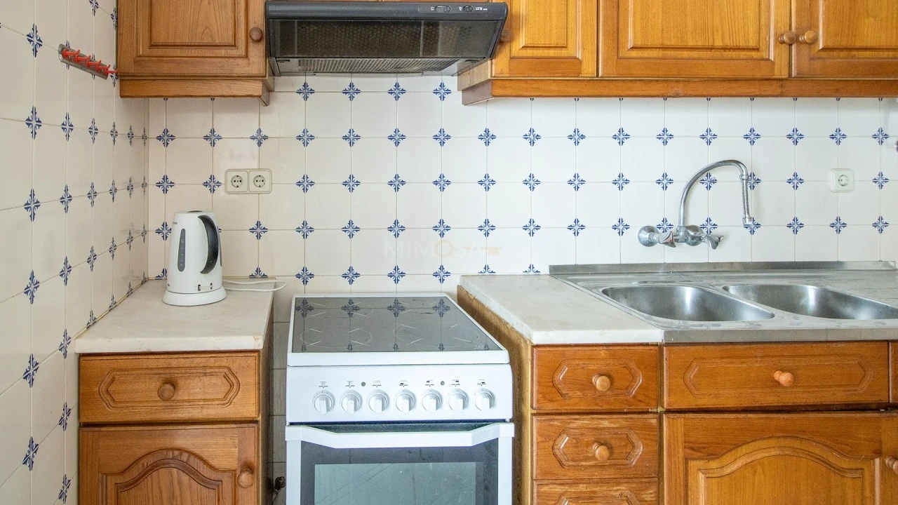 Apartamento T2 para Arrendamento em Lagos (São Sebastião e Santa Maria) Foto 18