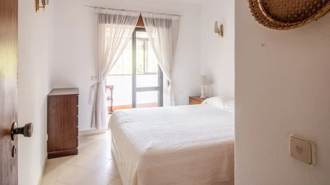 Apartamento T2 para Arrendamento em Lagos (São Sebastião e Santa Maria)