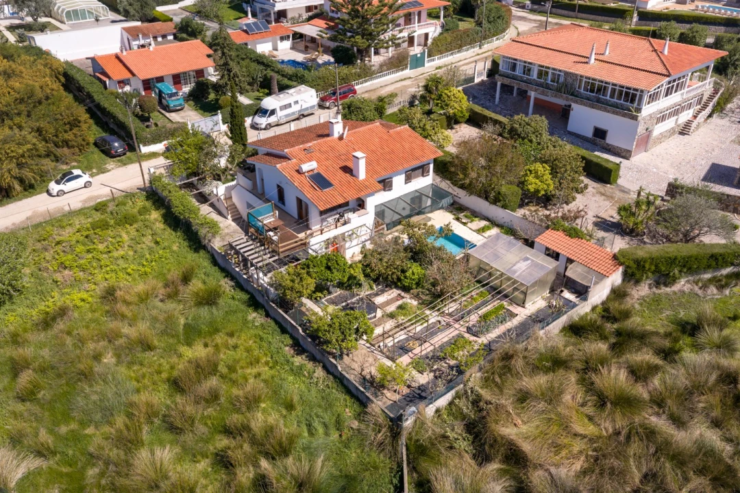Moradia T3 para Venda em Aljezur Foto 1