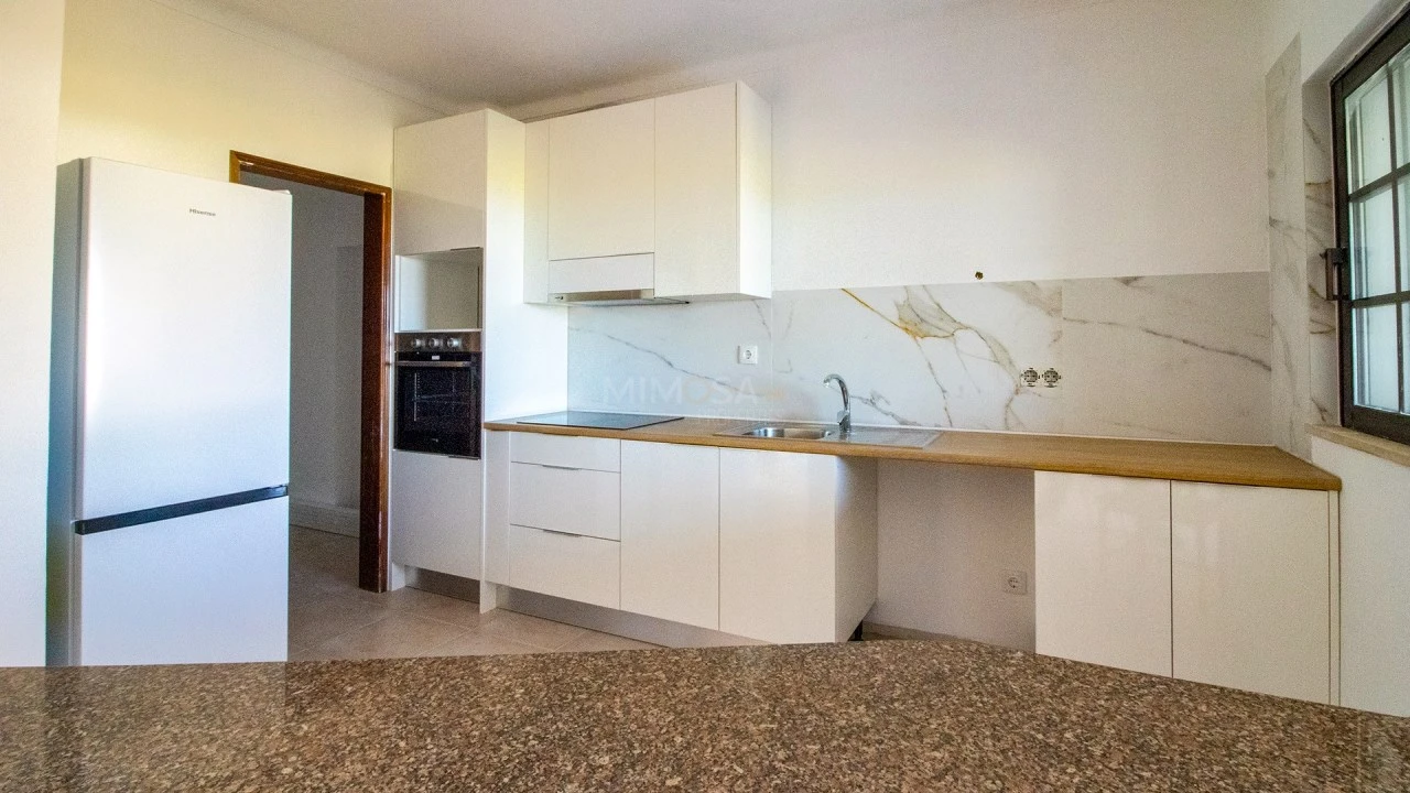 Moradia T2 para Arrendamento em Luz Foto 7