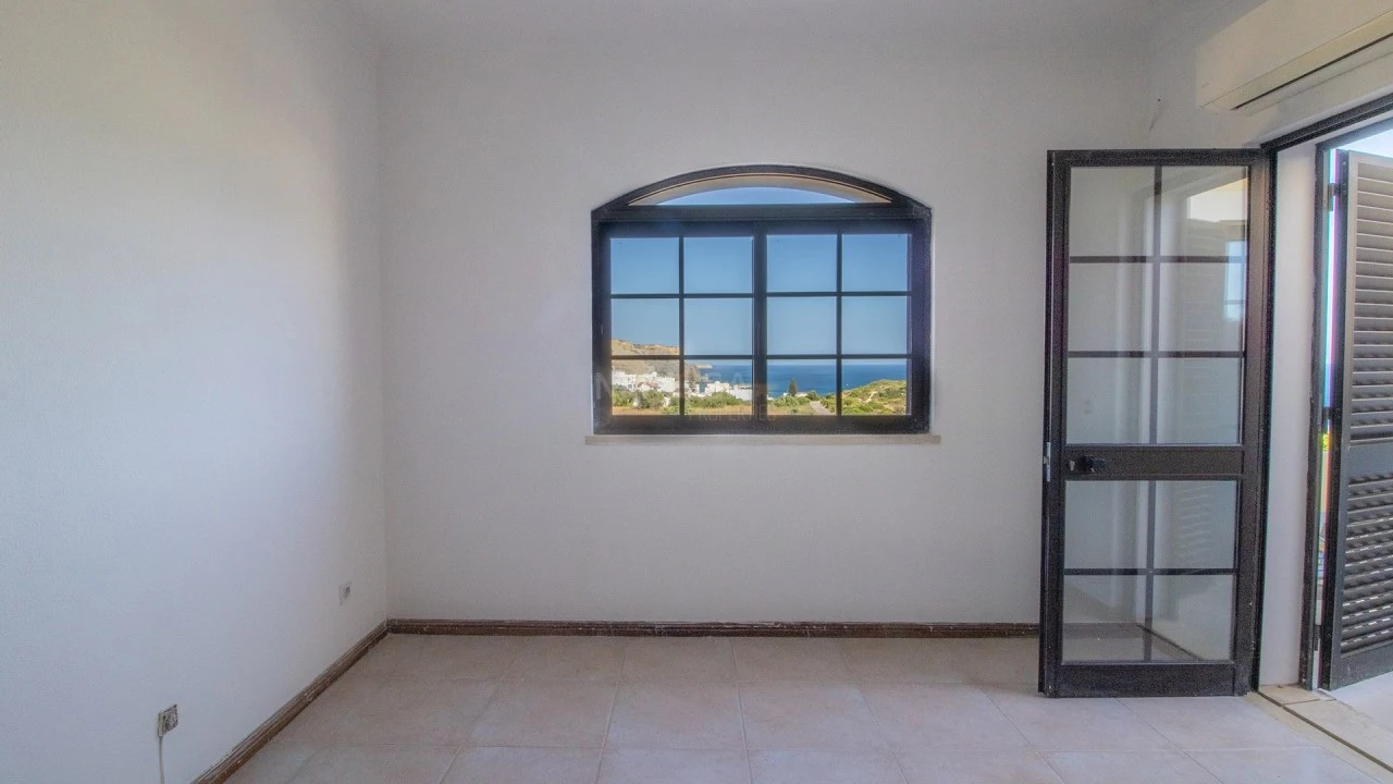 Moradia T2 para Arrendamento em Luz Foto 10