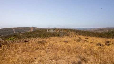 Terreno para Venda em Bensafrim e Barão de São João