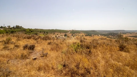 Terreno para Venda em Bensafrim e Barão de São João
