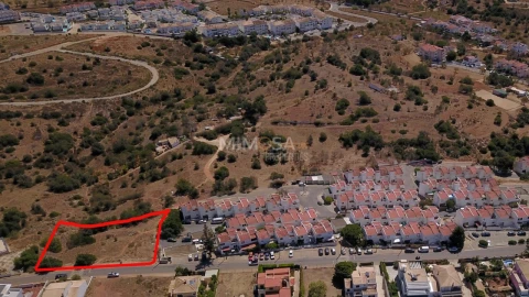Terreno para Venda em Ferragudo