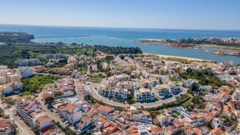 Terreno para Venda em Lagoa e Carvoeiro