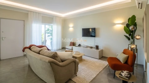 Moradia T2 para Venda em Lagos (São Sebastião e Santa Maria)