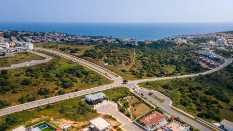 Terreno para Venda em Lagos (São Sebastião e Santa Maria)