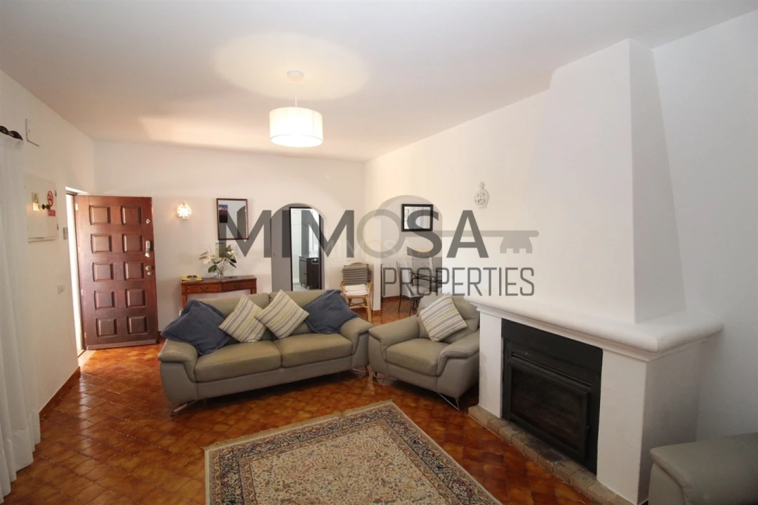 Moradia T4 para Venda em Lagos (São Sebastião e Santa Maria) Foto 11