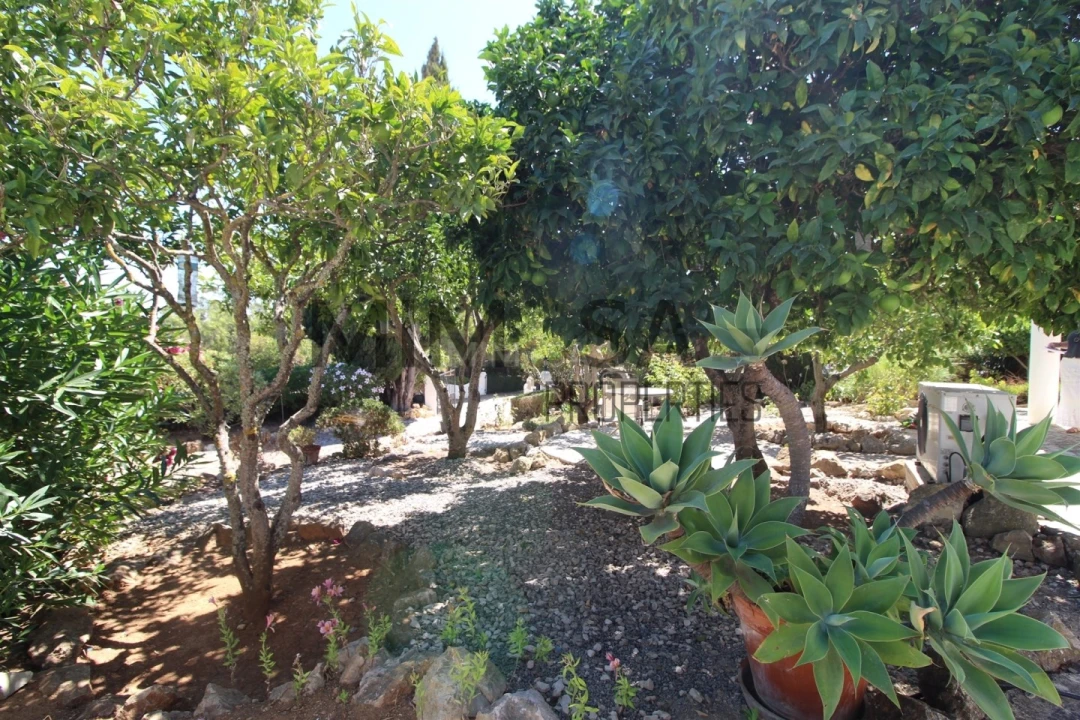Moradia T4 para Venda em Lagos (São Sebastião e Santa Maria) Foto 41