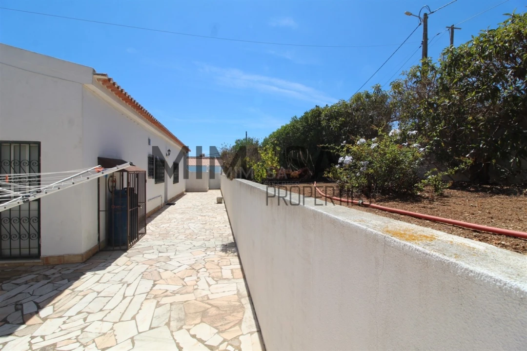 Moradia T4 para Venda em Lagos (São Sebastião e Santa Maria) Foto 46