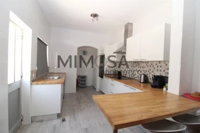 Moradia T4 para Venda em Lagos (São Sebastião e Santa Maria)