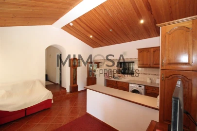 Moradia T4 para Venda em Lagos (São Sebastião e Santa Maria)