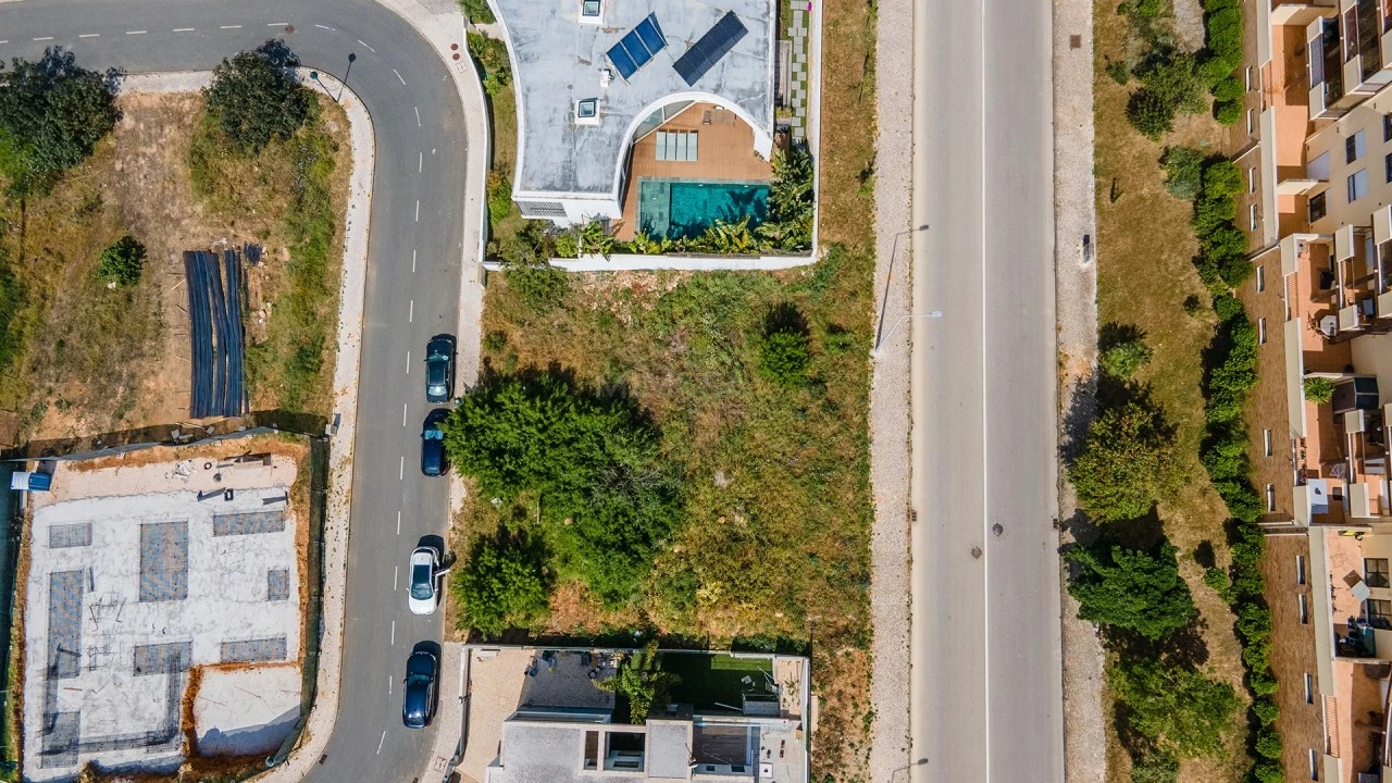 Terreno para Venda em Lagos (São Sebastião e Santa Maria) Foto 2