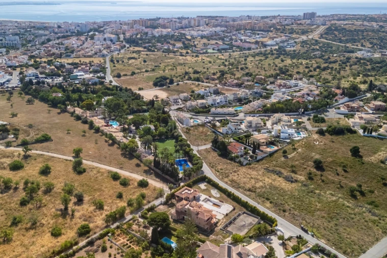 Moradia T3 para Venda em Lagos (São Sebastião e Santa Maria) Foto 17