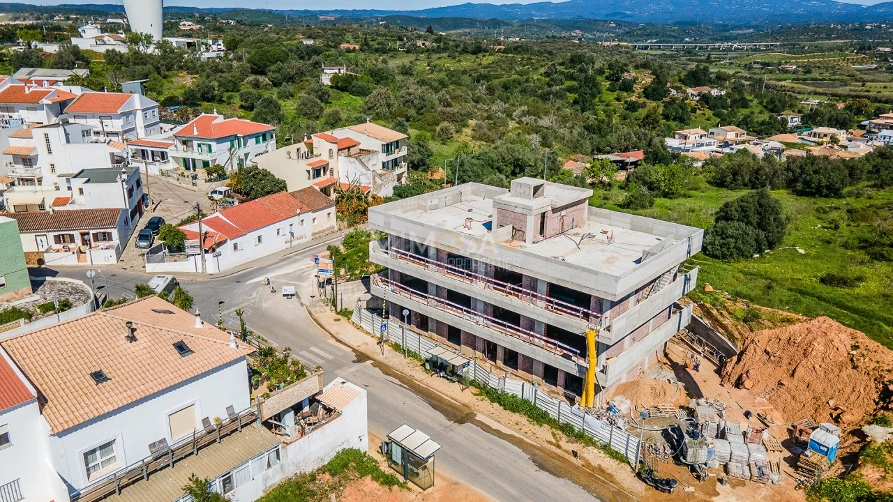 Apartamento T3 para Venda em Mexilhoeira Grande Foto 3