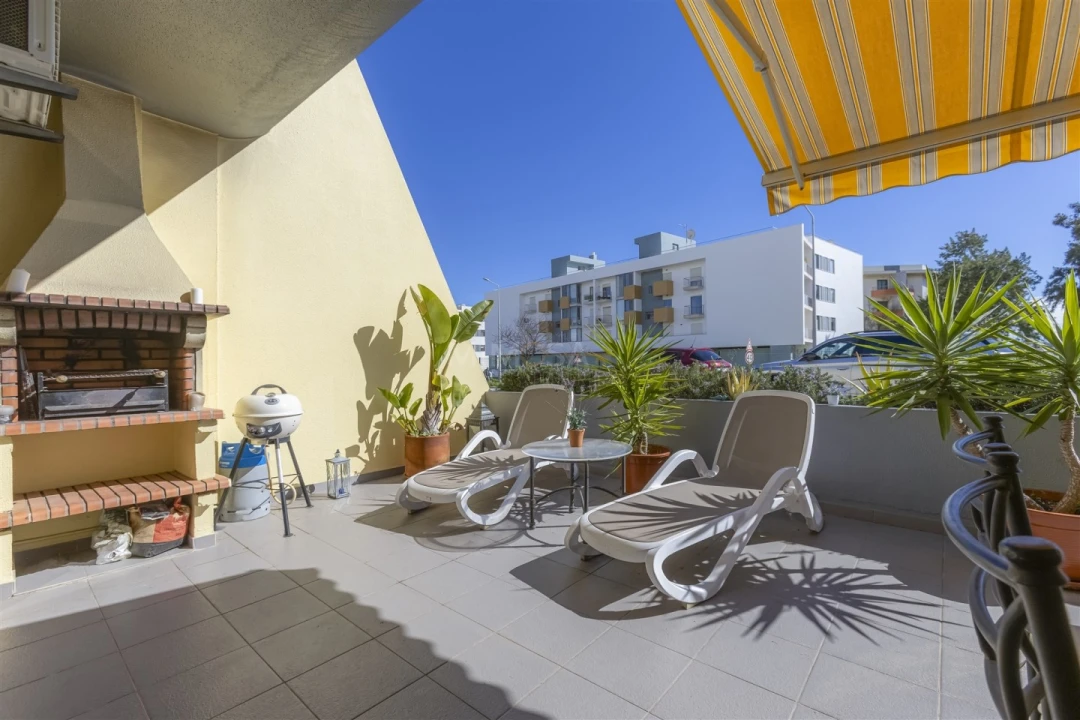 Apartamento T1 para Venda em Lagos (São Sebastião e Santa Maria) Foto 1
